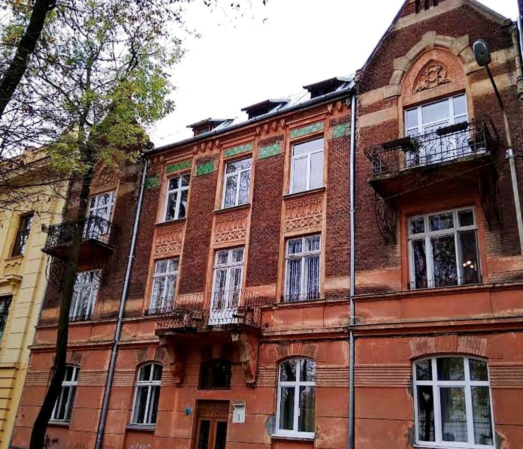 Apartments Architects Львов Экстерьер фото